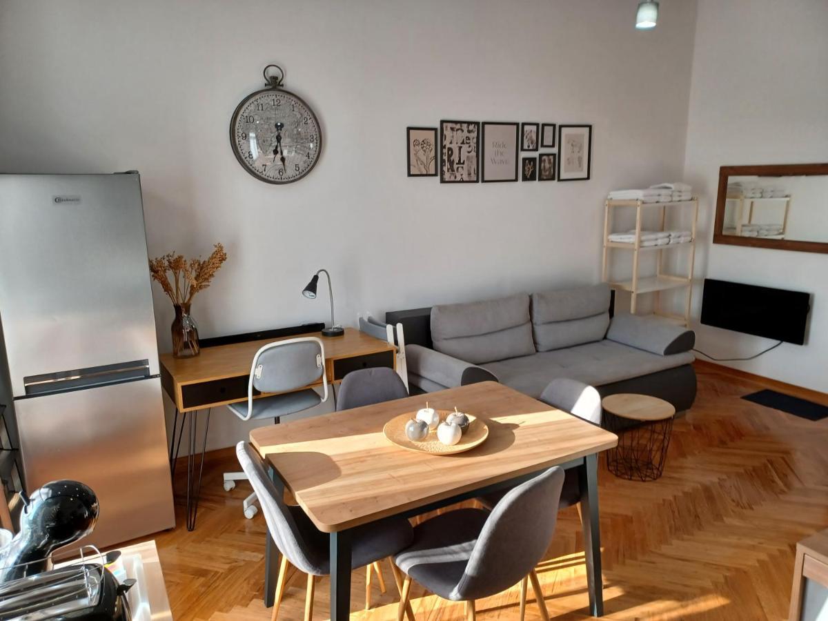 Apartment Hesperia Zagreb Buitenkant foto
