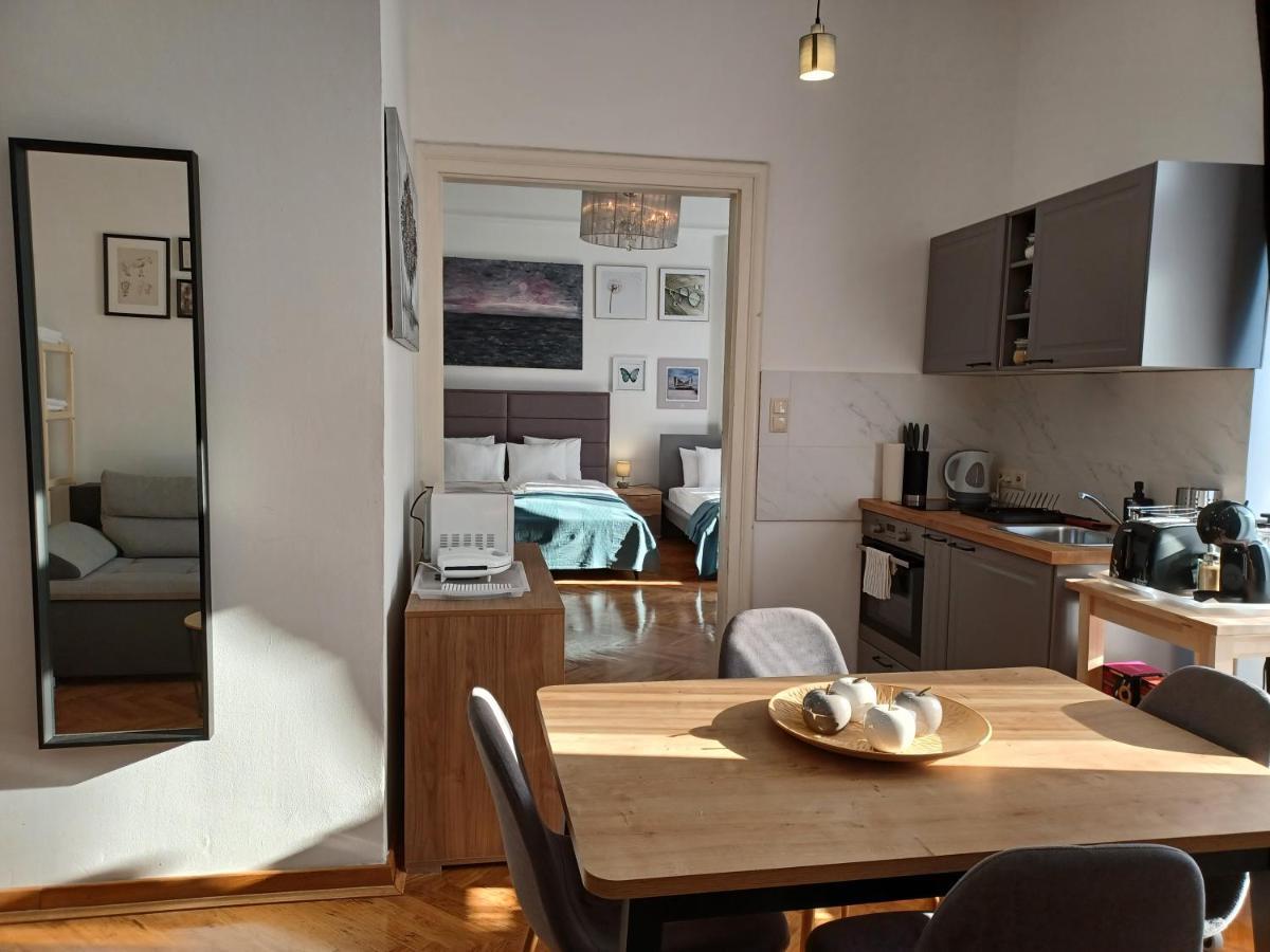 Apartment Hesperia Zagreb Buitenkant foto