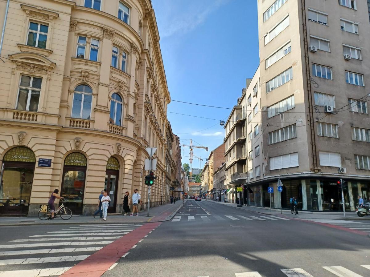 Apartment Hesperia Zagreb Buitenkant foto