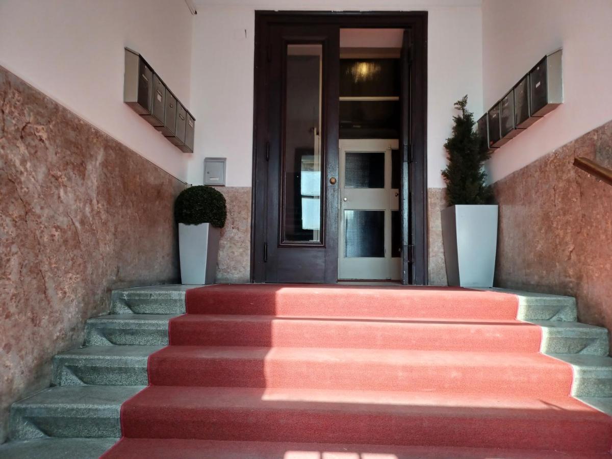 Apartment Hesperia Zagreb Buitenkant foto